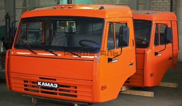 кабина высокая крыша; без спального места